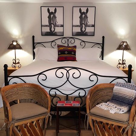 Full Circle Ranch B&B Inn Cave Creek Esterno foto