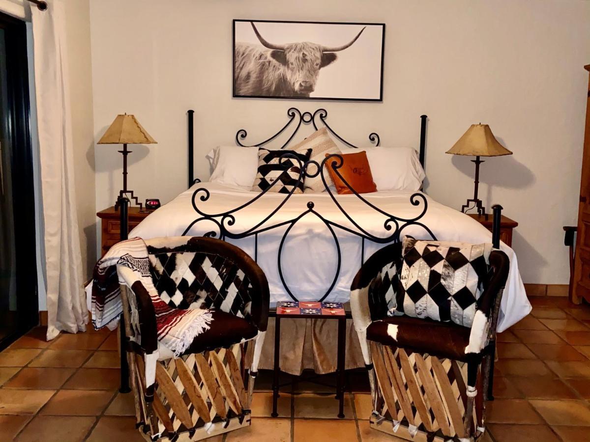 Full Circle Ranch B&B Inn Cave Creek Esterno foto
